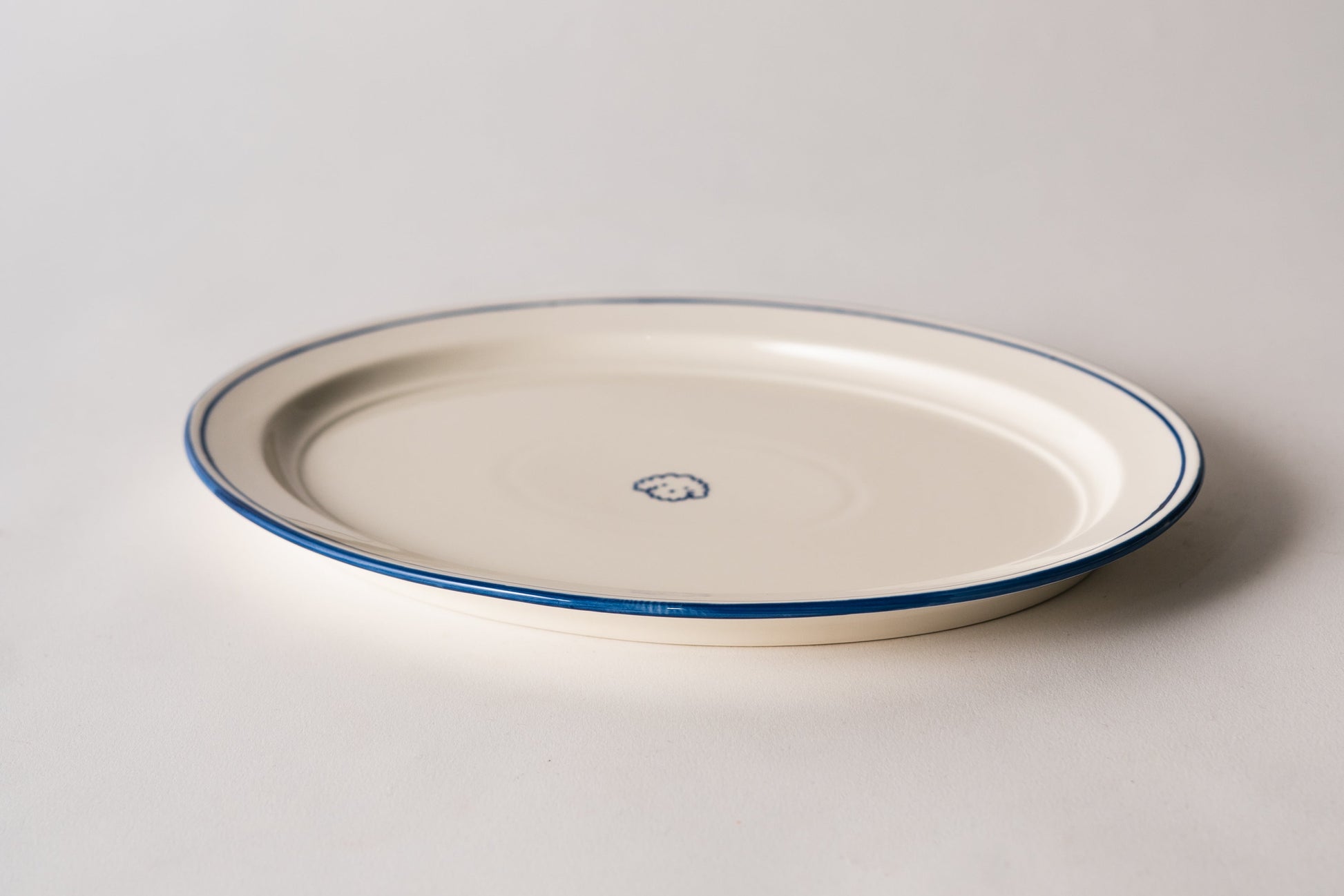 Melrose Icon Serving Platter - Fluffy Dog - ZWEIBIE