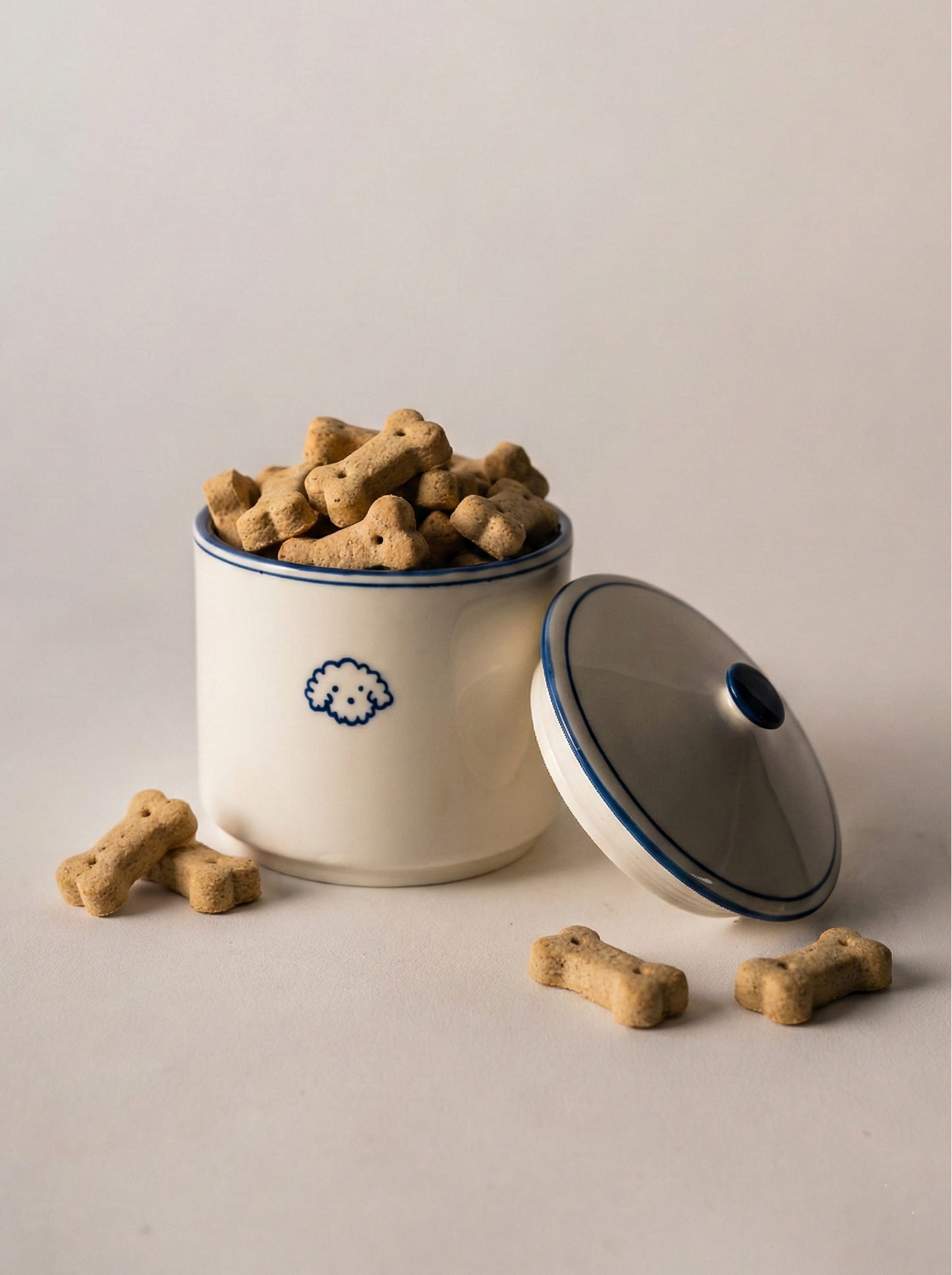 Melrose Icon Canister - Fluffy Dog - ZWEIBIE