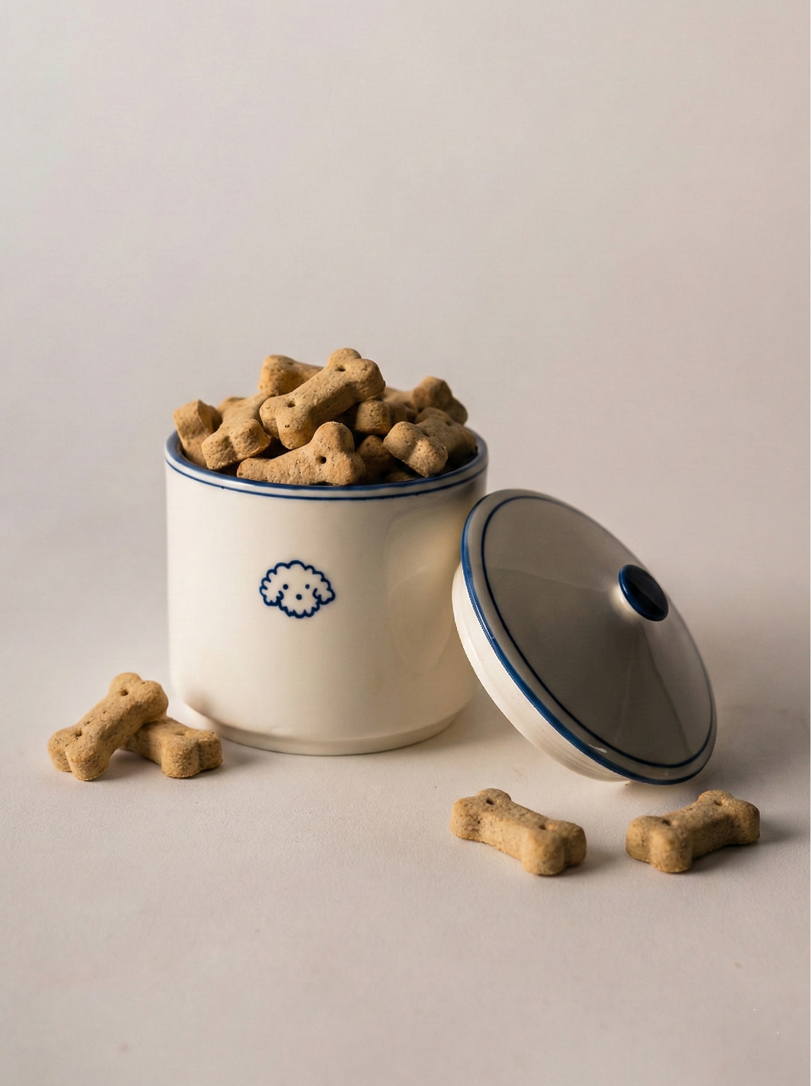 Melrose Icon Canister - Fluffy Dog - ZWEIBIE
