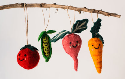 Carmen Carrot Felted Ornament